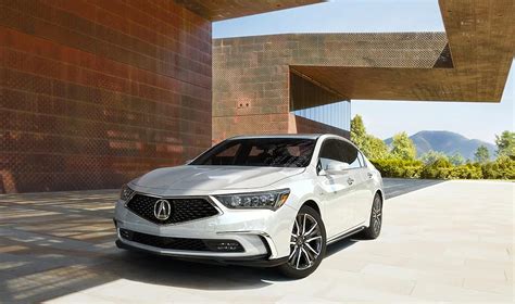 Spacious, Comfy, and as Luxurious as They Come: the 2020 Acura RLX