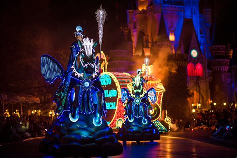 When Will Magic Kingdom Get a Night Parade? - Disney Tourist Blog