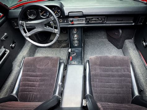 "The Forgotten Porsche" - A 1974 Porsche 914 5-Speed