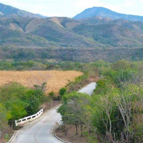 Discover the natural pools and waterfalls of Pasabien Zacapa Guatemala