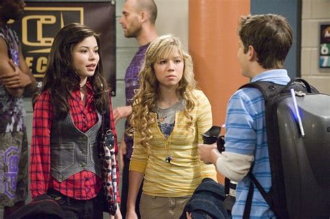 iDate A Bad Boy - iCarly Photo (33276268) - Fanpop