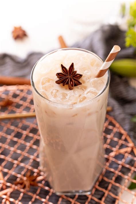 Iced Chai Latte (Homemade Recipe) - Sugar and Soul