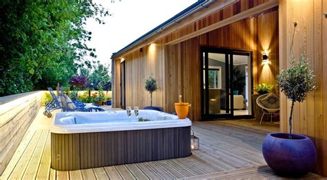 The Levels - Luxury lodges with hottubs in Cheddar, Somerset. | Hot tub ...