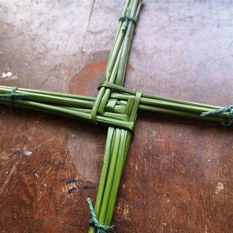 St. Brigid's Cross Kit/ Brigid's Cross DIY/ Goddess | Etsy