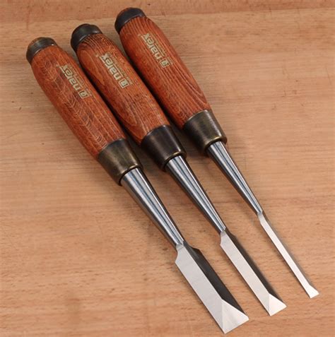 Narex | Dovetail Chisel Set | Infinity Cutting Tools | Woodworker's Journal