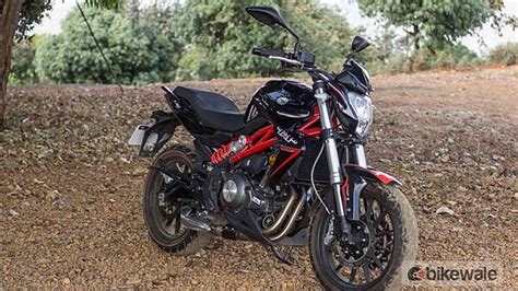 Images of Benelli TNT 300 [2020] | Photos of TNT 300 [2020] - BikeWale