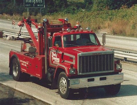 Ted’s Towing Service, Baltimore MD - GMC Brigadier w/ Holmes 750 ...