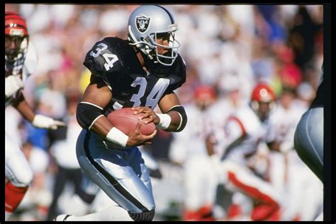 Las Vegas Raiders: 50 greatest players in franchise history - Page 3