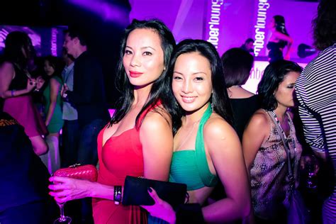 Singapore Nightlife Photographer | Milton Studios