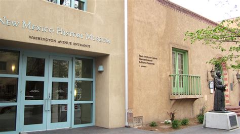 Chávez Library - New Mexico History Museum