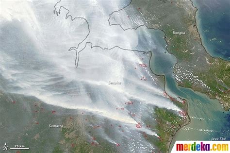 Foto : Beginilah kondisi kabut asap Indonesia diambil dari satelit NASA ...