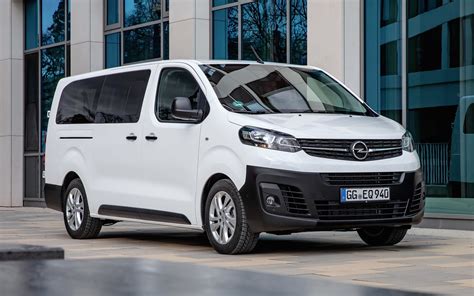 Raumwunder mit vielen Extras: Opel Vivaro als flexibler Kombi - Nürnberg