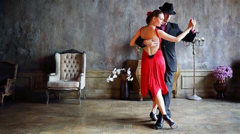 Tango Vs Argentine Tango - Learn these 4 easy argentine tango ...