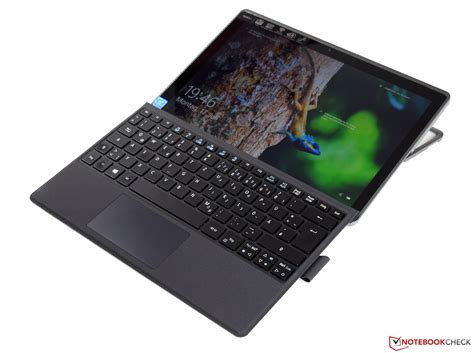 Acer Switch 3 SW312 (Pentium N4200) Convertible Review - NotebookCheck ...