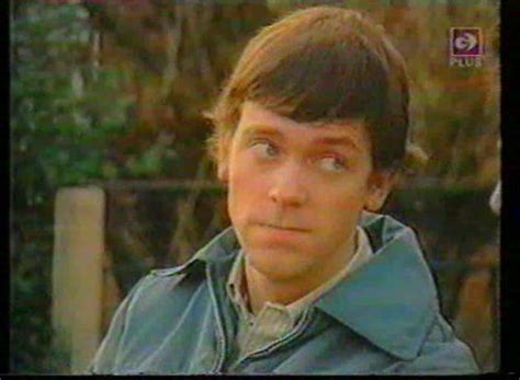 hugh laurie-young - Hugh Laurie Photo (24128584) - Fanpop