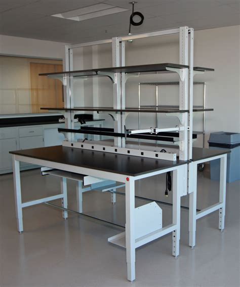 Modular and custom workbenches | Industrial workbench, Workbench ...