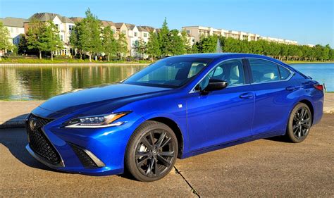 Auto Review: 2021 Lexus ES 350 F-Sport