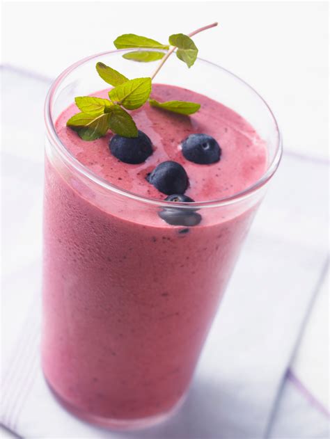 Very berry almond milkshake recipe - Chatelaine.com