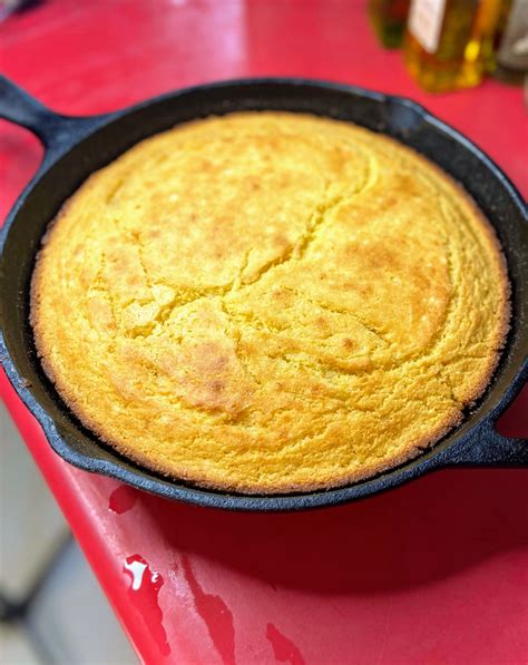 Skillet Cornbread · Jess in the Kitchen