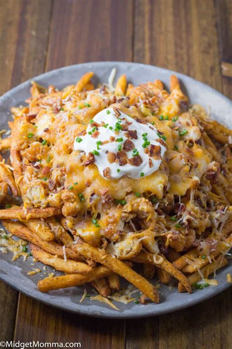 Cheesy Loaded Chicken Bacon Ranch Fries Recipe • MidgetMomma