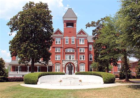 Morehouse College (1867- ) •