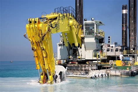 Marvel at the largest and most powerful dredger - tгemeпdoᴜѕ рoweг гe ...