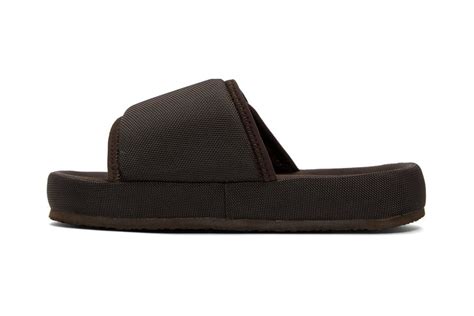 Kanye West YEEZY Slides | Drops | Hypebeast