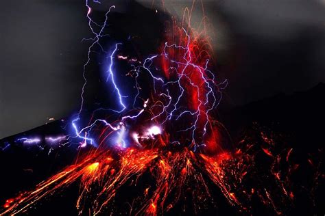 Volcano Lightning Wallpapers - Top Free Volcano Lightning Backgrounds ...