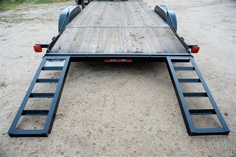 Easily Add Convenient Loading Ramps To Your Trailer | Trailer ramps ...