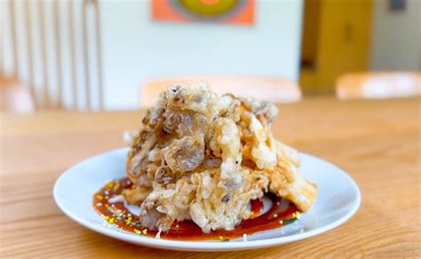 Mushroom Tempura | Fried Enoki, Beech, and Oyster Mushrooms — Lanyap ...