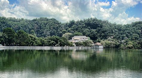 Kandy Lake Photograph by Sanjeewa Marasinghe - Pixels