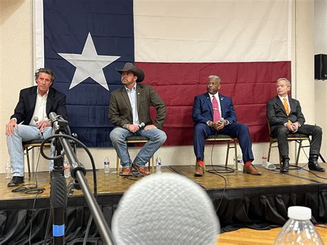 Abbott Absent as GOP Gubernatorial Candidates Meet in College Station ...