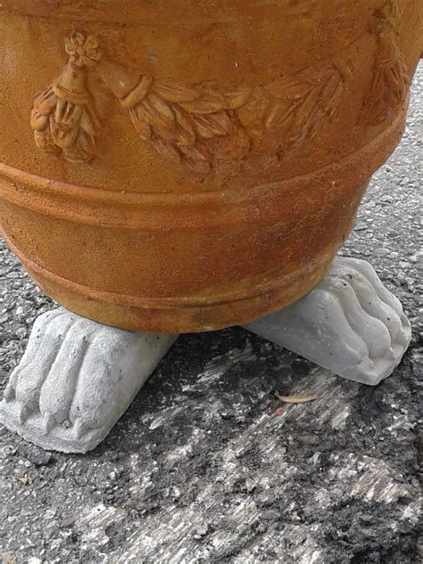 4 Seasons Pottery - Pot Feet