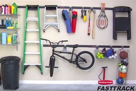 Rubbermaid FastTrack Review - The BEST Garage Storage System