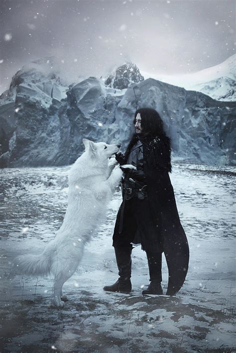 [NO SPOILERS] Just a Jon Snow playing with his direwolf, Ghost - Game ...