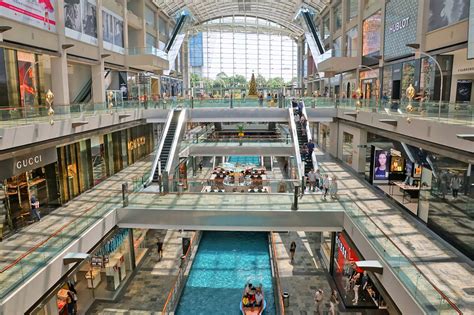 The Shoppes at Marina Bay Sands - Luxury Shopping Mall in Singapore ...