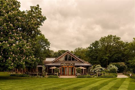 Oak Tree of Peover Wedding Photography — Dan Wootton Photography