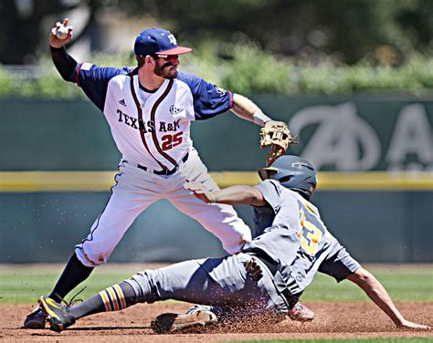 Texas A&M baseball team drops finale against Tennessee 5-3 in 14 ...