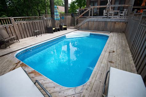 Vinyl Inground Swimming Pools for Ottawa Homes | Poolarama