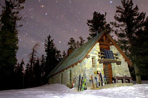 A legendary 1940s Yosemite ski hut finally reopens