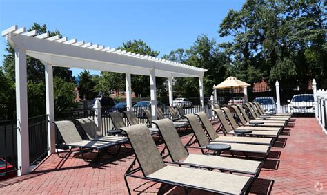 Rosslyn Heights Apartments - Arlington, VA | Apartments.com