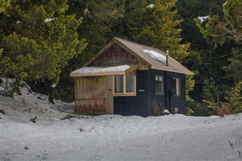 Cradle Mountain Waldheim Cabins | Parks Wildlife Service Tasmania ...