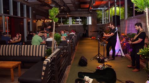 Dinner and live music in metro Phoenix: 15 restaurants to try