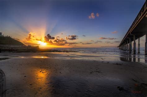 Sunset at Ocean Beach Pier | HDR creme