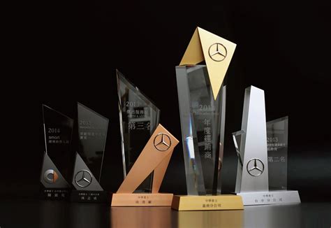 Trophy Design for Mercedes-Benz on Behance | Trophy design, Custom ...