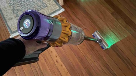 Dyson V15 Detect Total Clean review