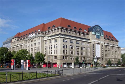 File:Berlin, Schoeneberg, Tauentzienstrasse 21-24, KaDeWe.jpg ...