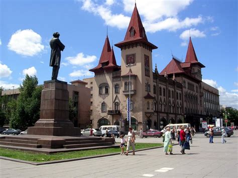 Saratov Pictures | Photo Gallery of Saratov - High-Quality Collection