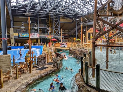 Indoor Water Parks Near Me If you Live in the Northwest! - Thrifty NW Mom