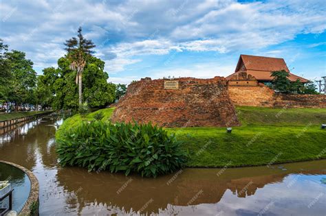 Premium Photo | City moat and street at chiang mai old town city and ...